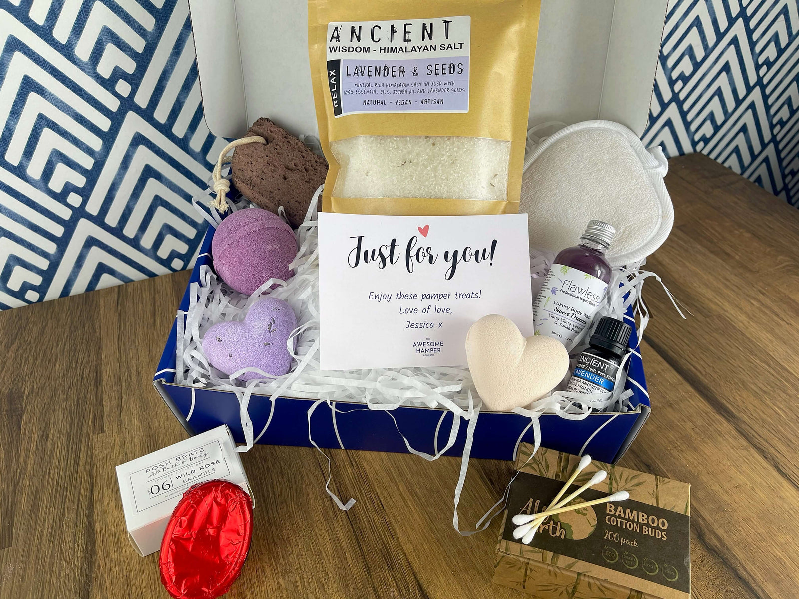 Jumbo Bathtime Pamper Gift Box