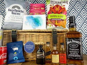 Jumbo Whisky & Snacks Hamper