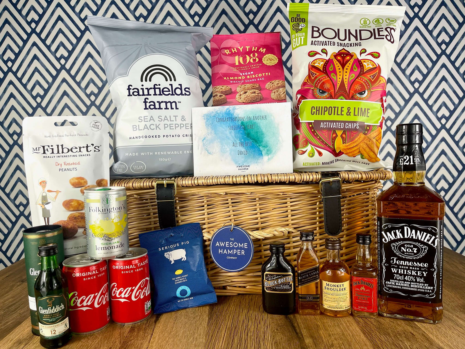Jumbo Whisky & Snacks Hamper