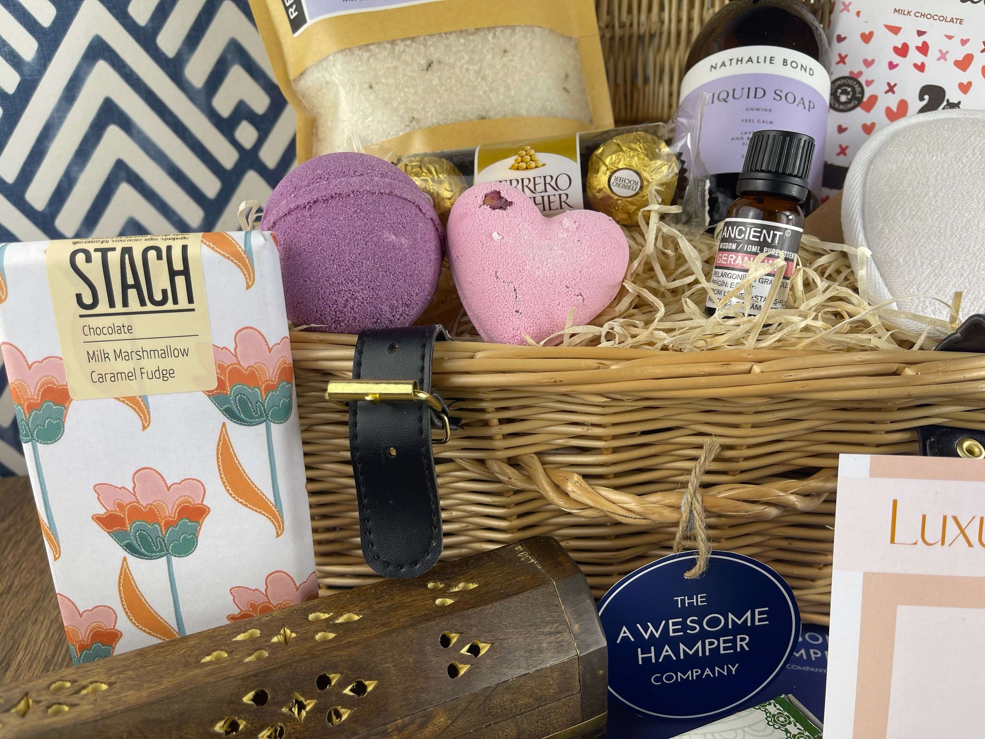 Relaxation Hamper with Chocolate