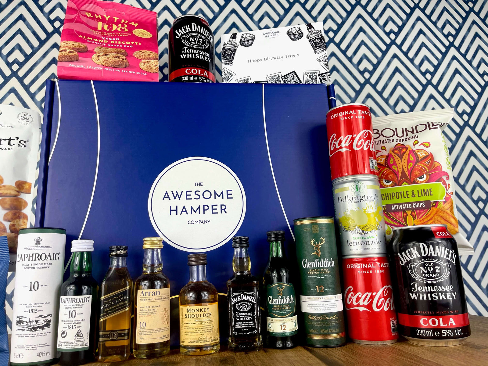 Jumbo Whisky & Snacks Gift Box