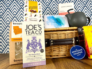 Tea Hamper with Teapot