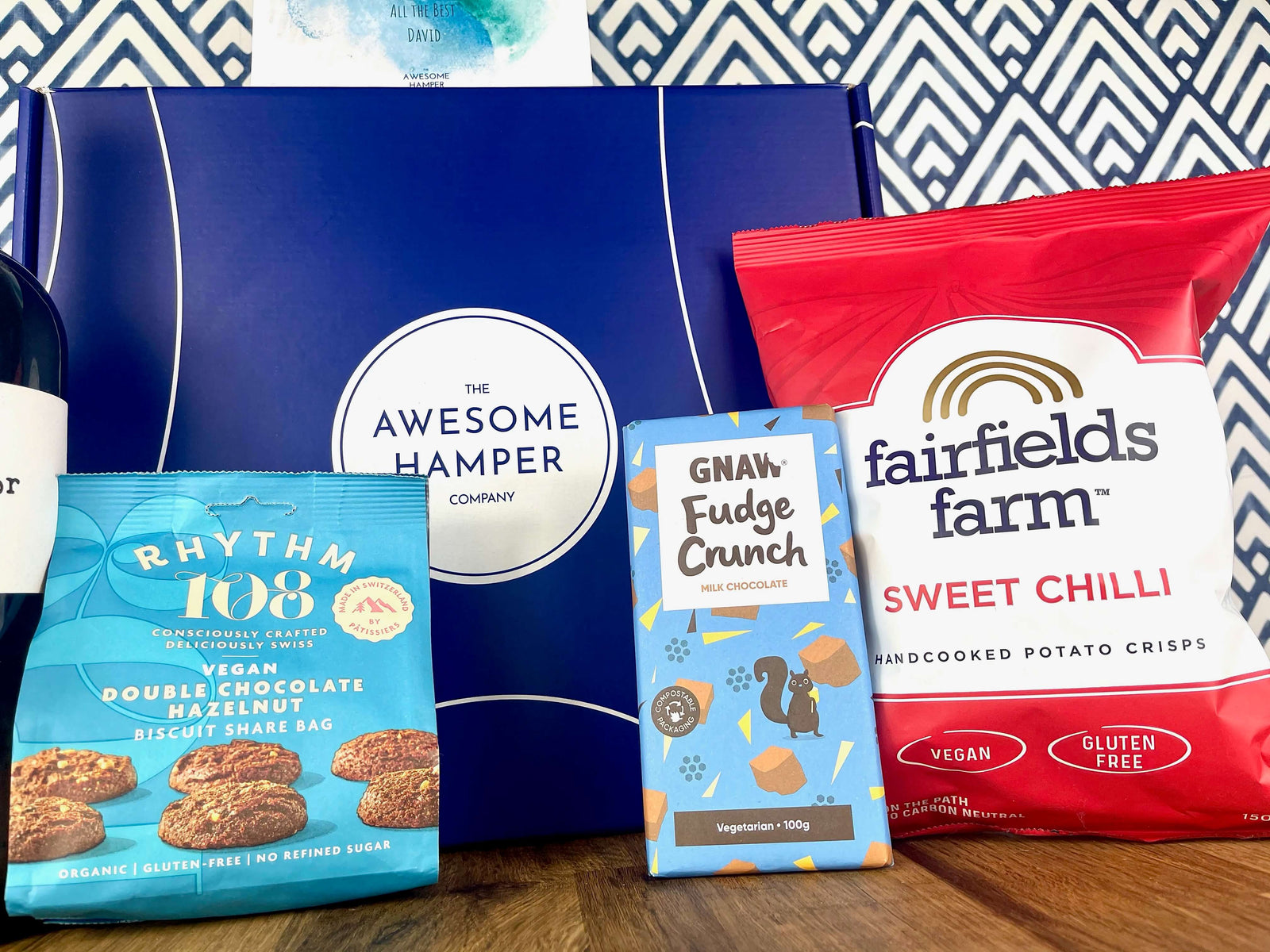 Red Wine & Nibbles Gift Box